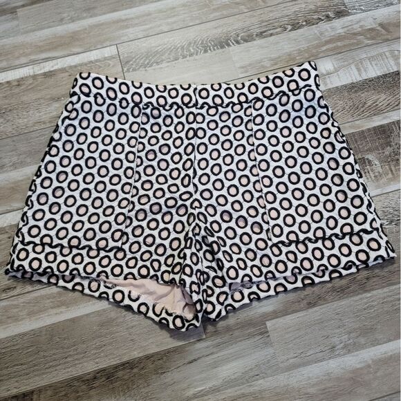 New J.Crew Embroidered Shorts Size 8 - Picture 1 of 5